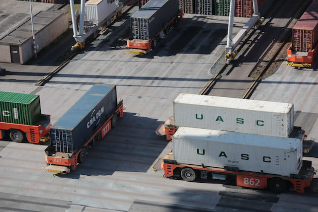 Port management Port management